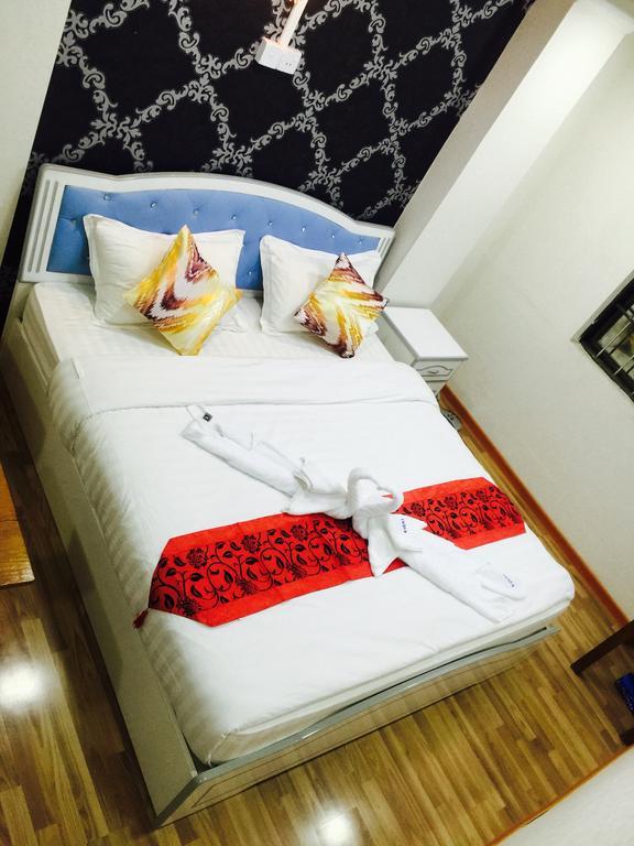 يانغون Everest Hotel المظهر الخارجي الصورة