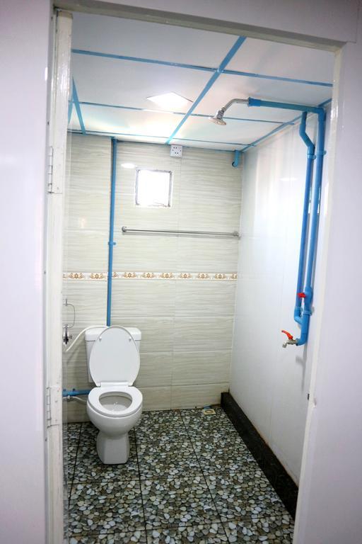 يانغون Everest Hotel المظهر الخارجي الصورة